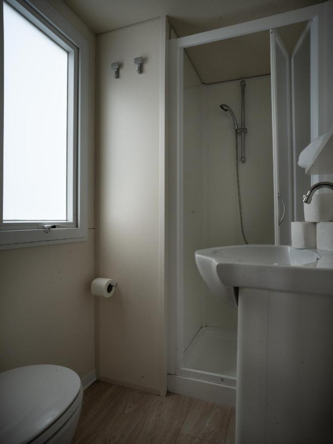 Mediteran Travel Mobile Homes Uvala Slana セルツェ エクステリア 写真