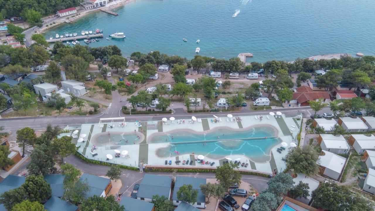 Mediteran Travel Mobile Homes Uvala Slana セルツェ エクステリア 写真